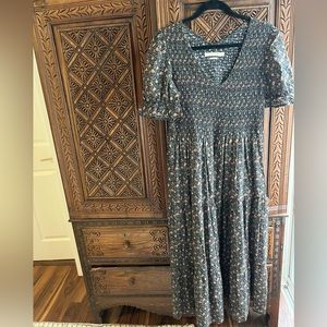 The Brooklyn Dress, petite Medium in Black Cosmos